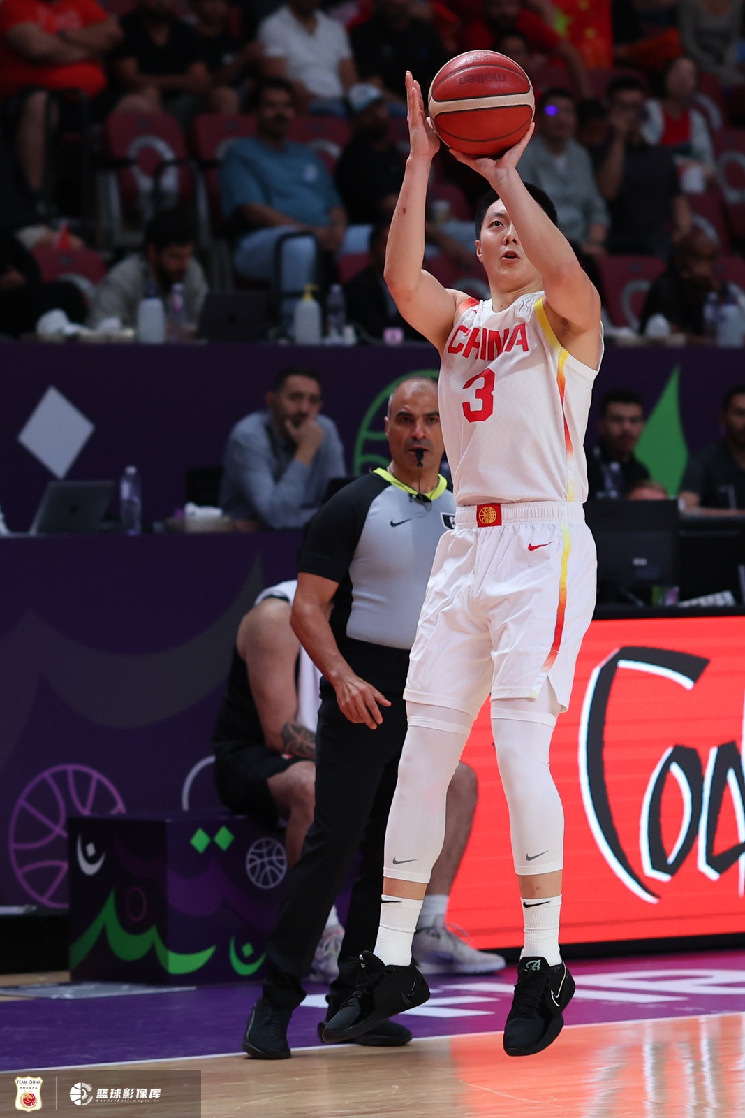 赛地聚焦——CBA常规赛清晨热度飙升，尼斯状态回暖，态度坚定，年轻球员得到机会的简单介绍