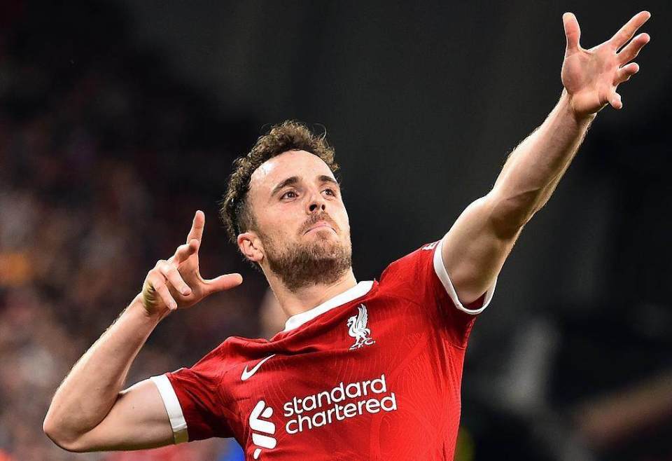 赛后利物浦备战荷甲凯恩在老鹰比赛中惊险取胜，这一次真的C罗连续二十场比赛得分超过刷新纪录的简单介绍